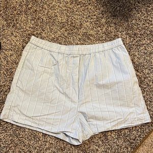 Wilfred free breeze shorts